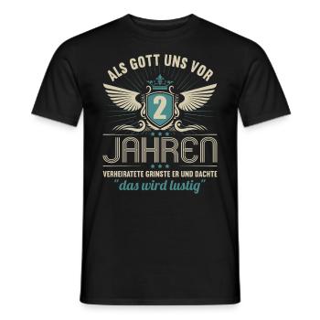 2 Jahre verheiratet wird lustig 2.Hochzeitstag - Männer T-Shirt - Schwarz - Vorne - AI Model Male 178 light (178cm)