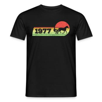 Cheval de trot né en 1977 Chevaux d’anniversaire - T-shirt homme - noir - Devant - AI Model Male 178 light (178cm)