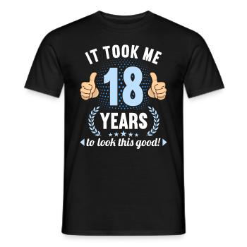 il m’a fallu 18 ans pour avoir l’air de ce bon anniversaire de 18 ans - T-shirt homme - noir - Devant - AI Model Male 178 light (178cm)