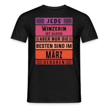 Weinbauer Geburtstag März geboren Winzerin - Männer T-Shirt - Schwarz - Vorne - AI Model Male 178 light (178cm)