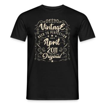 Vintage Né(e) en Avril 2011. anniversaire avril. - T-shirt homme - noir - Devant - AI Model Male 178 light (178cm)