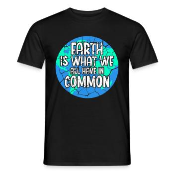 La Terre est ce que nous avons tous en commun Terre Mère - T-shirt homme - noir - Devant - AI Model Male 178 light (178cm)
