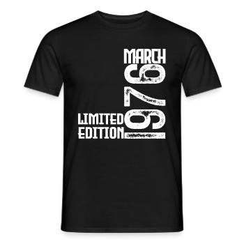 Cadeau Anniversaire Mars 1976. March 1976. mars - T-shirt homme - noir - Devant - AI Model Male 178 light (178cm)