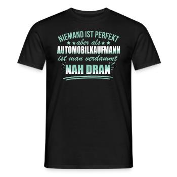 Lustige Automobilkaufmann Beruf Verkauf Autos - Men's T-Shirt - black - Front - AI Model Male 178 light (178cm)