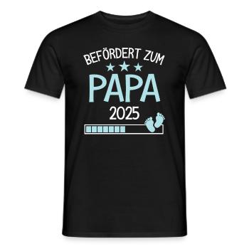 Befördert Papa 2025 Geschenk für neuer vater - Männer T-Shirt - Schwarz - Vorne - AI Model Male 178 light (178cm)