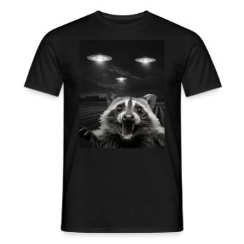 Funny raccoon selfie in front of UFOs Raccoon UFO - Men's T-Shirt - black - Front - AI Model Male 178 light (178cm)
