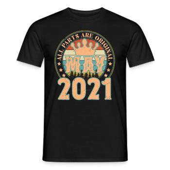 Mai 2021. Geburtstagsgeschenk im Mai 2021. Mai 2021 - Männer T-Shirt - Schwarz - Vorne - AI Model Male 178 light (178cm)