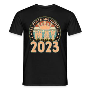 Mai 2023. Cadeau d’anniversaire mai 2023. May 2023 - T-shirt homme - noir - Devant - AI Model Male 178 light (178cm)