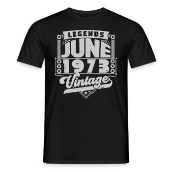 Vintage Geburtstagsgeschenk Juni 1973, Juni 1973. - Männer T-Shirt - Schwarz - Vorne - AI Model Male 178 light (178cm)