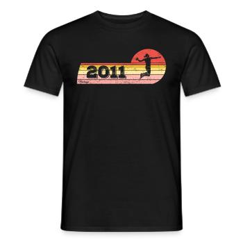 Handballerin Jahrgang 2011 Geburtstag game Damen - Männer T-Shirt - Schwarz - Vorne - AI Model Male 178 light (178cm)