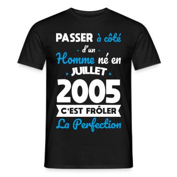 Anniversaire 20 ans - Né en Juillet 2005 - T-shirt homme - noir - Devant - AI Model Male 178 light (178cm)