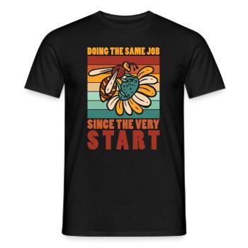 Hobby Gardener Garden Funny Garden Bees - Men's T-Shirt - black - Front - AI Model Male 178 light (178cm)