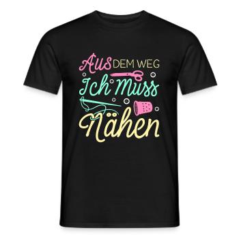 Aus Dem Weg Ich Muss Nähen Näherin Geschenk - Männer T-Shirt - Schwarz - Vorne - AI Model Male 178 light (178cm)