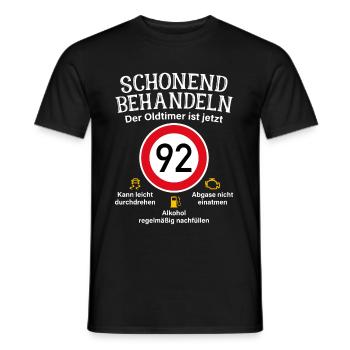 92. Geburtstag Schonend Behandeln Oldtimer Ist 92 - Männer T-Shirt - Schwarz - Vorne - AI Model Male 178 light (178cm)