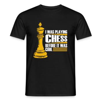 Pièce d’échecs - T-shirt homme - noir - Devant - AI Model Male 178 light (178cm)