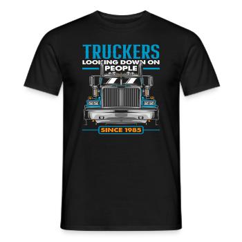 Lkw-Fahrer - Männer T-Shirt - Schwarz - Vorne - AI Model Male 178 light (178cm)