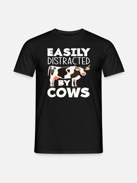 Easily distracted by cows - Men's T-Shirt - black