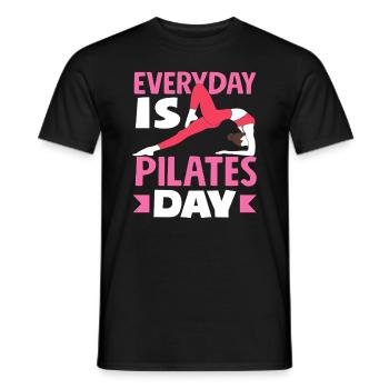 Pilates Ist Dein Tägliches Ritual - Männer T-Shirt - Schwarz - Vorne - AI Model Male 178 light (178cm)