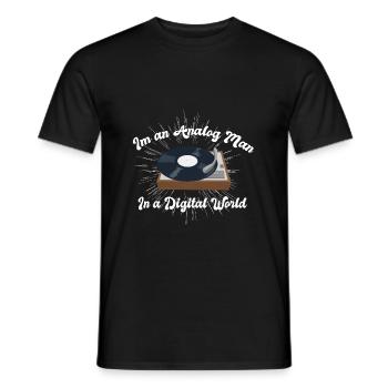 MUSIK / AUFZEICHNUNGSSPIELER: Analoger Mann - Männer T-Shirt - Schwarz - Vorne - AI Model Male 178 light (178cm)