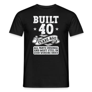 Construit il y a 40 ans Original 40th Birthday - T-shirt homme - noir - Devant - AI Model Male 178 light (178cm)