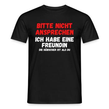 Bitte nicht ansprechen ich habe eine Freundin - Männer T-Shirt - Schwarz - Vorne - AI Model Male 178 light (178cm)