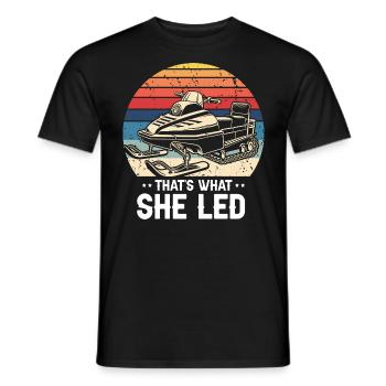 Conception de motoneigistes et de motoneiges - T-shirt homme - noir - Devant - AI Model Male 178 light (178cm)