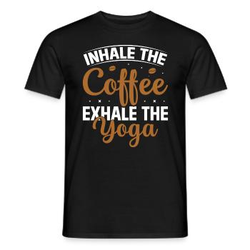Atme Kaffee ein und Yoga aus Entspannung Koffein - Männer T-Shirt - Schwarz - Vorne - AI Model Male 178 light (178cm)