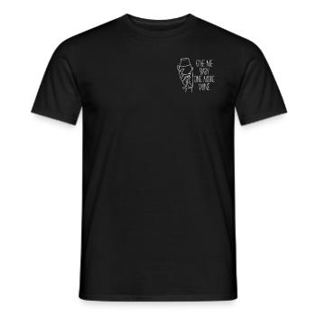 Give Me Baby One More Wine Lustiges - Männer T-Shirt - Schwarz - Vorne - AI Model Male 178 light (178cm)