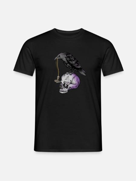 Gothic crow with Mjölnir necklace on skull - Goth - Men's T-Shirt - black
