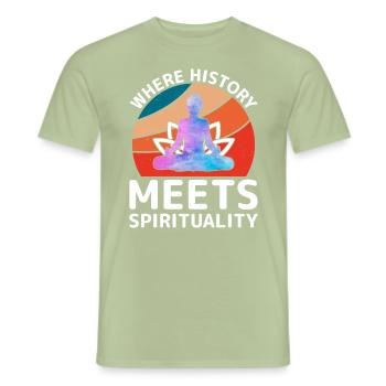 Geschichte trifft Spiritualität Tulum Tribe Mexiko - Männer T-Shirt - Sage - Vorne - AI Model Male 178 light (178cm)