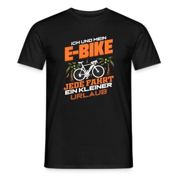 Ich und Mein E Bike Urlaub Rente Elektrofahrrad - Männer T-Shirt - Schwarz - Vorne - AI Model Male 178 light (178cm)
