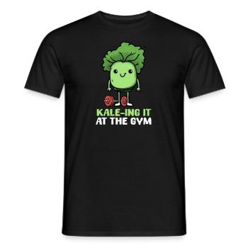 Veganer Sportler beim Kale-Ing im Fitnessstudio - Männer T-Shirt - Schwarz - Vorne - AI Model Male 178 light (178cm)