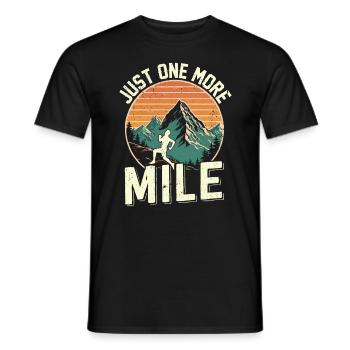 Bergläufer Joggen in den Bergen - Männer T-Shirt - Schwarz - Vorne - AI Model Male 178 light (178cm)