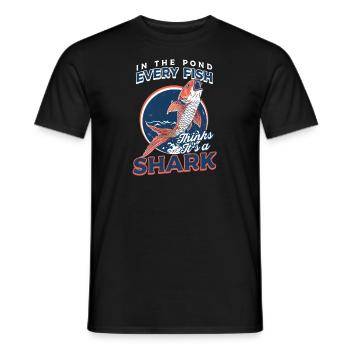 Koi-Fisch Im Teich denkt jeder Fisch, es ist ein Sha - Männer T-Shirt - Schwarz - Vorne - AI Model Male 178 light (178cm)