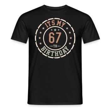 Es ist mein 67. Geburtstag 67 Jahre altes Geschenk - Männer T-Shirt - Schwarz - Vorne - AI Model Male 178 light (178cm)