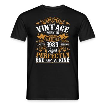1985 Retro 1985 Oktober Geburtstag Oktober 1985 - Männer T-Shirt - Schwarz - Vorne - AI Model Male 178 light (178cm)