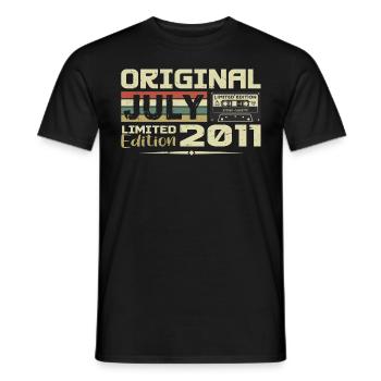 Geburtstagsgeschenk Juli 2011 Geboren im Juli - Männer T-Shirt - Schwarz - Vorne - AI Model Male 178 light (178cm)