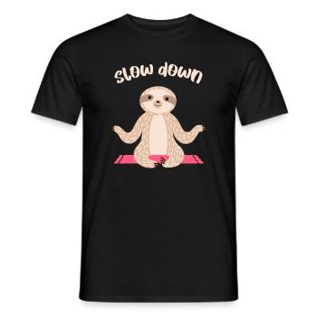 Slow Sloth Down Yoga Meditation Asana Zen Geschenk - Männer T-Shirt - Schwarz - Vorne - AI Model Male 178 light (178cm)
