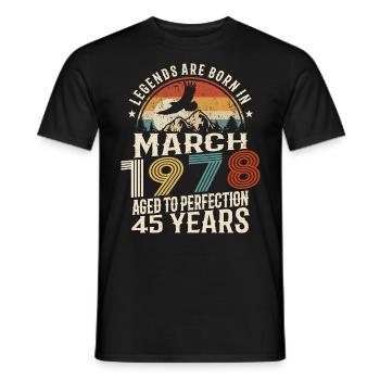 März 1978 - 45 Jahre alt - 45. Geburtstag - Männer T-Shirt - Schwarz - Vorne - AI Model Male 178 light (178cm)