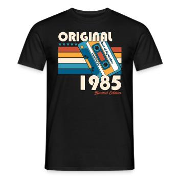 40ème Anniversaire Millésime Septembre 1985 Cassette 85 - T-shirt homme - noir - Devant - AI Model Male 178 light (178cm)