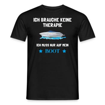 Ich Brauche Keine Therapie Ich Muss Auf Mein Boot - Männer T-Shirt - Schwarz - Vorne - AI Model Male 178 light (178cm)