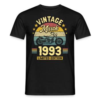 Oldtimer-Biker Jahrgang März 1993 30-jähriges Jubiläum - Männer T-Shirt - Schwarz - Vorne - AI Model Male 178 light (178cm)