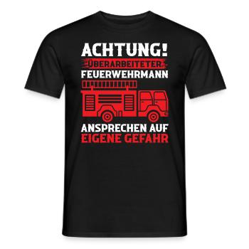 Feuerwehrmann Feuerwehr - Männer T-Shirt - Schwarz - Vorne - AI Model Male 178 light (178cm)