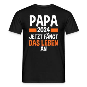 Werdender Papa 2028 - Männer T-Shirt - Schwarz - Vorne - AI Model Male 178 light (178cm)