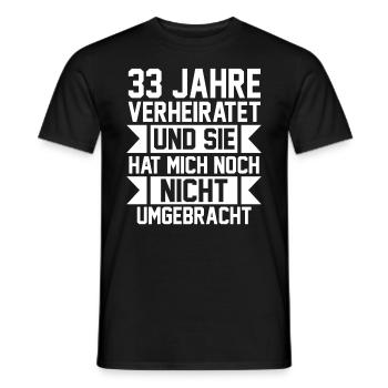 Ehe Zinnhochzeit 33 Jahre Verheiratet Hochzeitstag - Männer T-Shirt - Schwarz - Vorne - AI Model Male 178 light (178cm)
