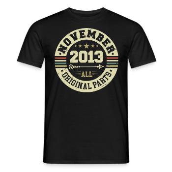 Vintage November 2013 - Birthday November 2013 - Men's T-Shirt - black - Front - AI Model Male 178 light (178cm)