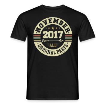 Vintage November 2017 - Geburtstag November 2017 - Männer T-Shirt - Schwarz - Vorne - AI Model Male 178 light (178cm)