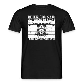 Schweißer Schweißen Handwerker Metallbauer - Männer T-Shirt - Schwarz - Vorne - AI Model Male 178 light (178cm)