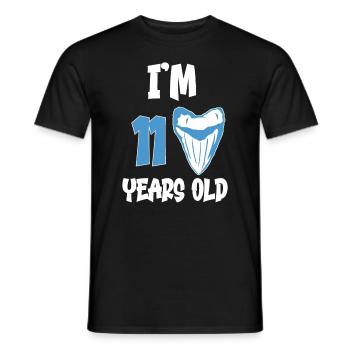 Ich bin 11 Jahre alt - Megalodon-Zahnhai 11. - Männer T-Shirt - Schwarz - Vorne - AI Model Male 178 light (178cm)