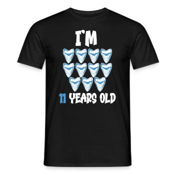 Ich bin 11 Jahre alt - Megalodon-Zahnhai 11. - Männer T-Shirt - Schwarz - Vorne - AI Model Male 178 light (178cm)